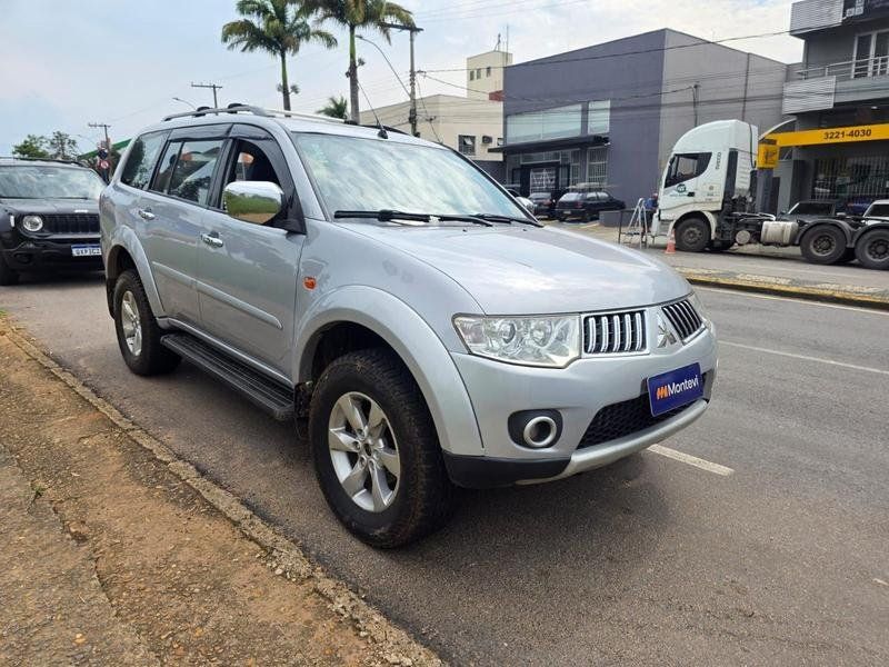 MITSUBISHI PAJERO DAKAR 4X4 AUTOMATICO 7 LUGARES DIESEL, foto 2