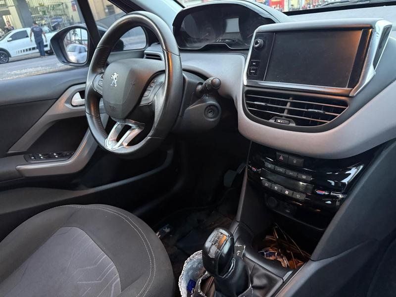 PEUGEOT 208 ACT PACK MT, foto 12