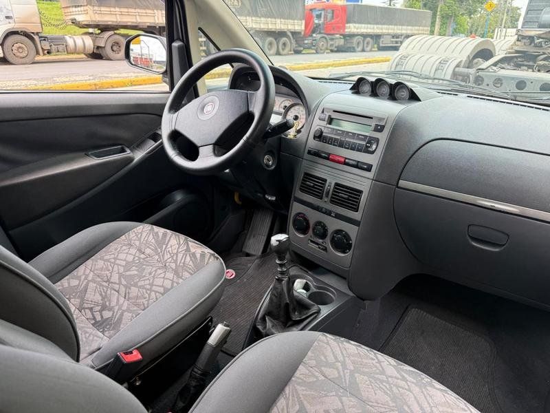 FIAT IDEA 1.8 MPI ADVENTURE LOCKER 8V FLEX 4P MANUAL, foto 10