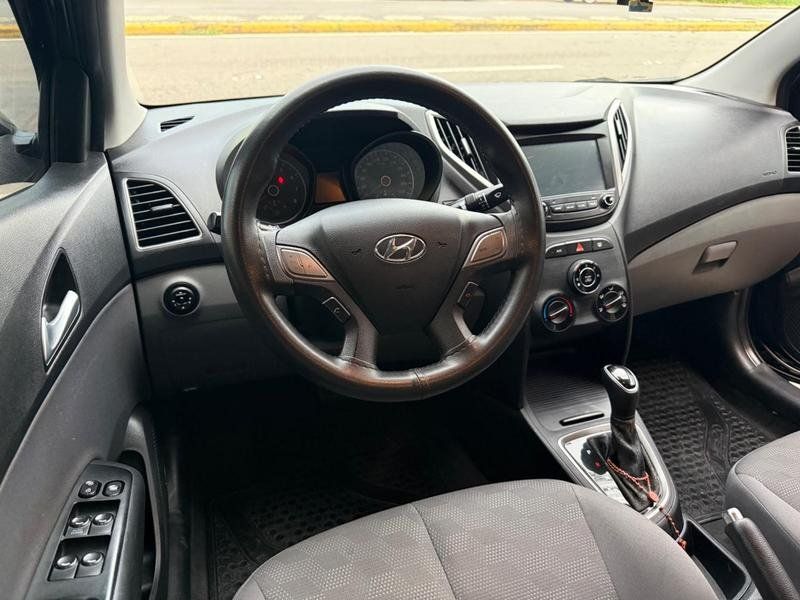 HYUNDAI HB20S 1.6 COMFORT PLUS 16V FLEX 4P AUTOMATICO, foto 9