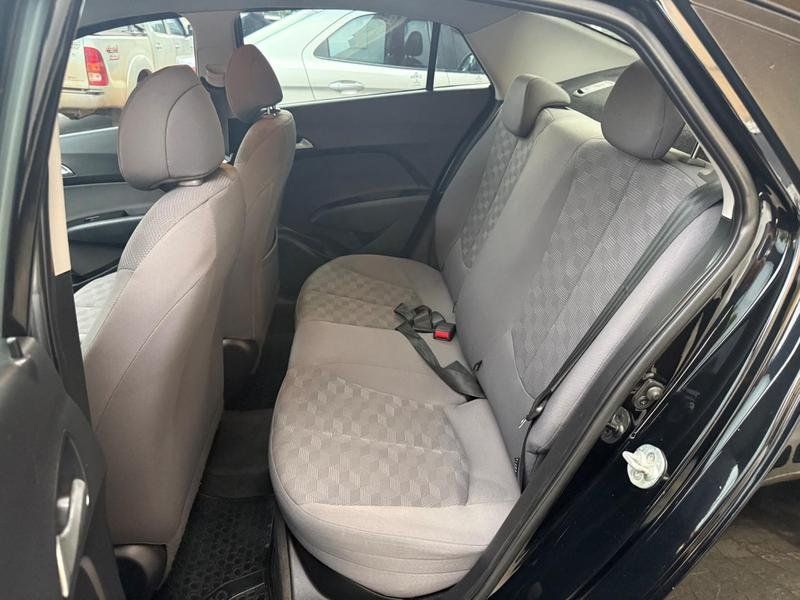 HYUNDAI HB20S 1.6 COMFORT PLUS 16V FLEX 4P AUTOMATICO, foto 14